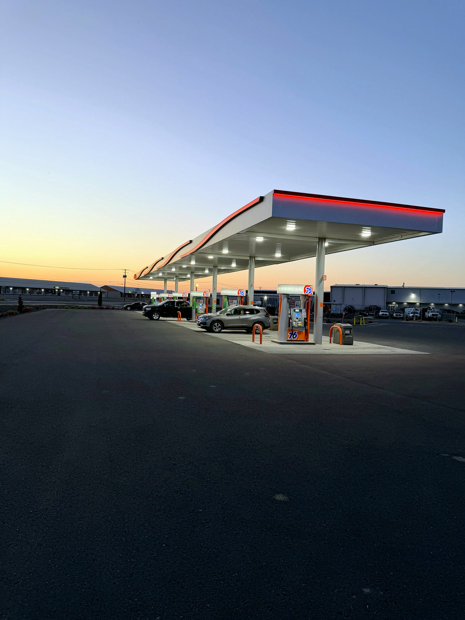 "76" Fuel Station & Convenience Store — photo 3